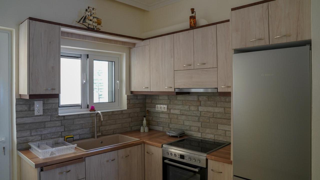 Km Beach View Apartment La Canea Esterno foto